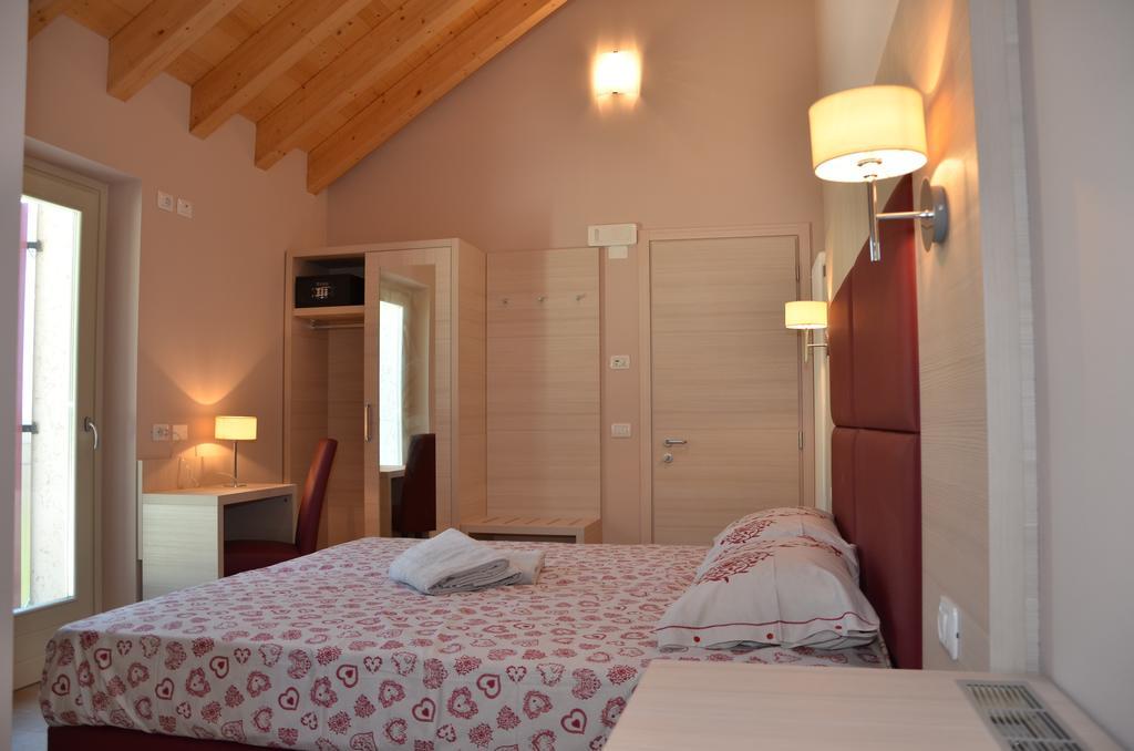 Malga Zebari Bed & Breakfast Velo Veronese Rom bilde
